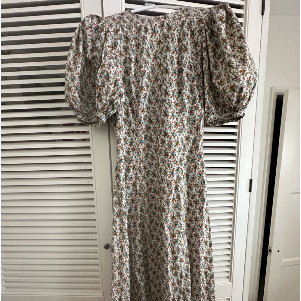 Blair Dress in Cream Fleurs D’avignon - Picture 1 of 9